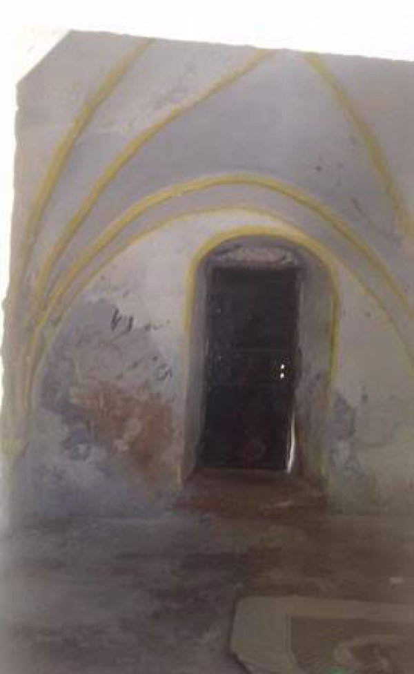 بيت قديم في نعلين