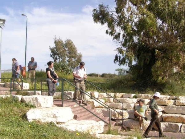 من أراضي الشيخ مونس