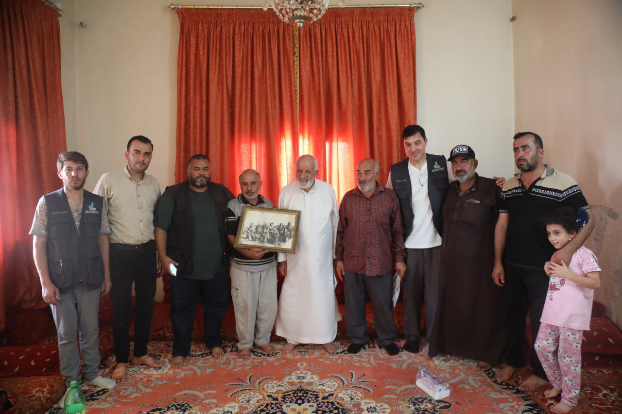 نشاطنا التوثيقي (8)... زيارة منزل الأستاذ والمربي محمد أحمد الخطيب  | موسوعة القرى الفلسطينية