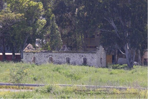 جانب من مبنى محطة سكة حديد حيفا-سمخ شرقي بلد الشيخ