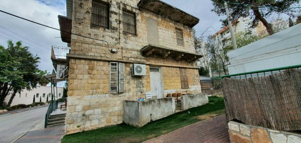 منزل عربي في بلد الشيخ تحويله لكنيس يهودي