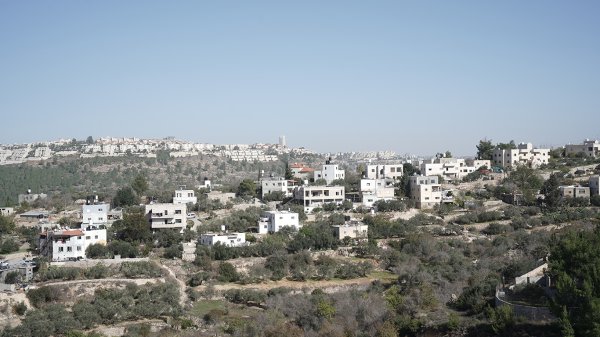 ما تبقى من أراضي الولجة وبيوتها بعد التهجير