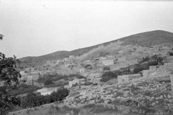 بيوت قرية ديربان قبل الاحتلال