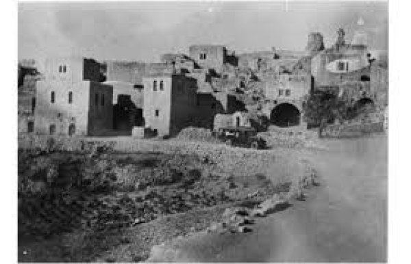 قرية لفتا قبل النكبة