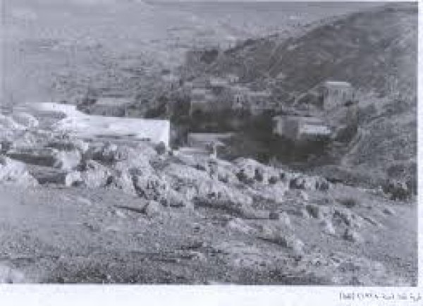 مباني من قرية لفتا قبل النكبة 1928