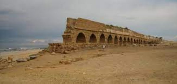 جسر قيسارية