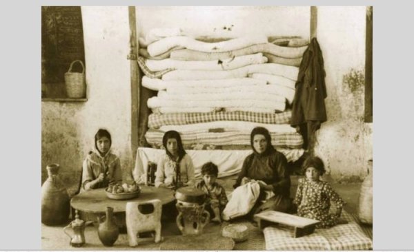 عائلة من المشهد سنة 1935