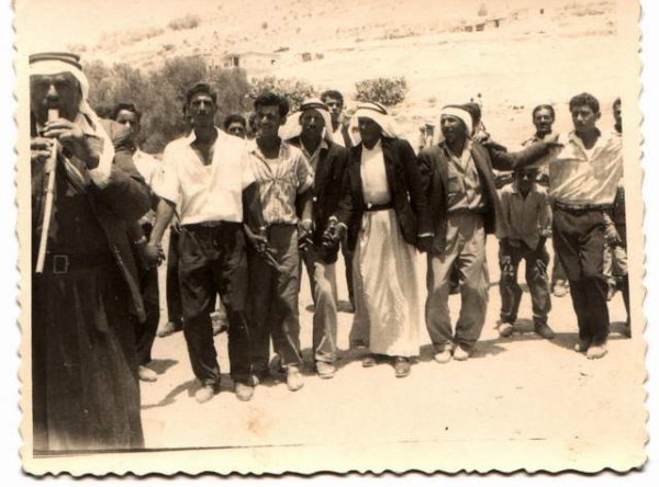 عرس في القرية