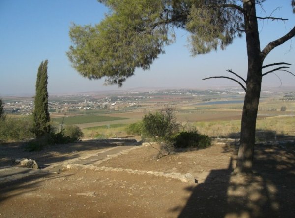 أراضي قرية زرعين