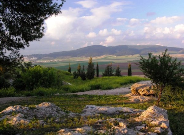 أراضي قرية زرعين