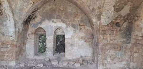 مسجد قرية عمقا