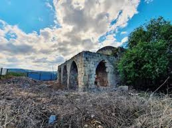 مسجد قرية عمقا